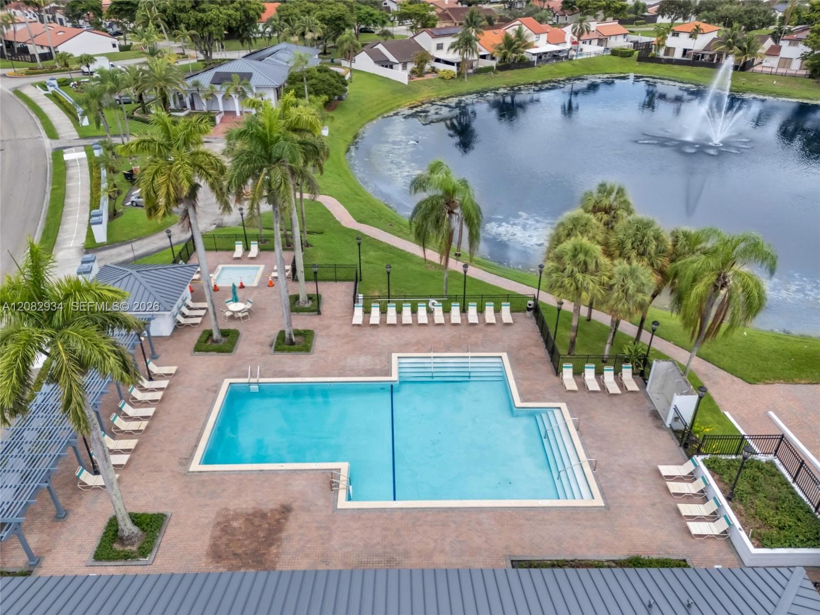 Community pool