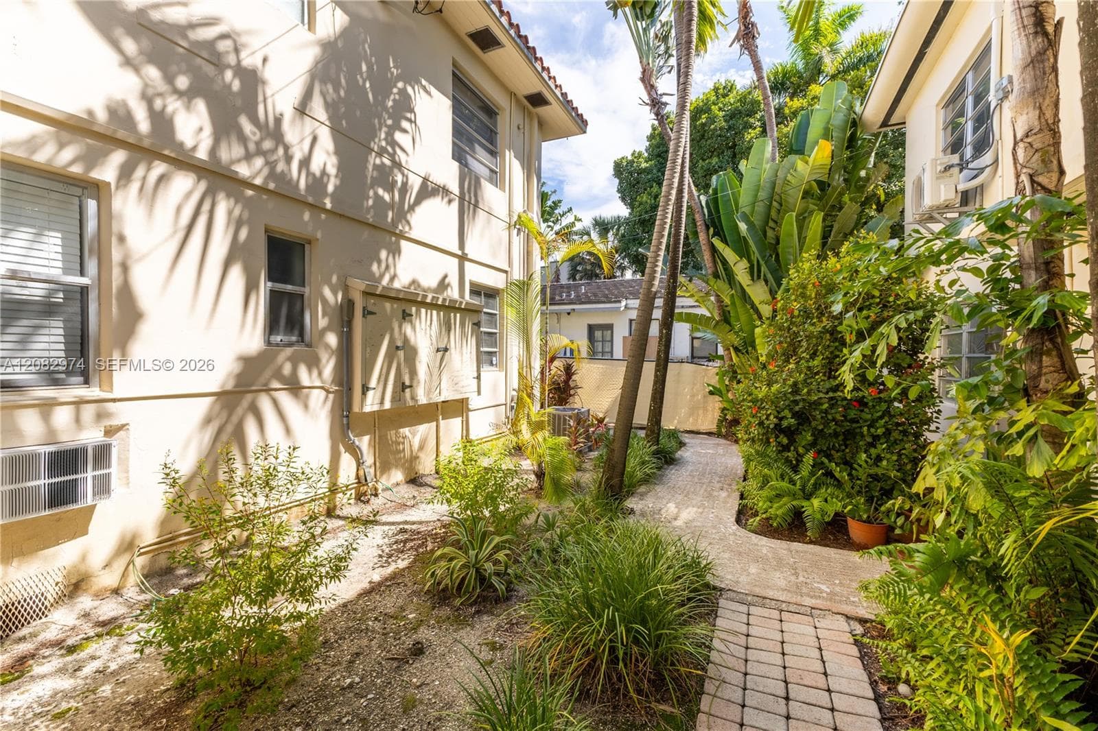 LINCOLN ROAD VILLAS SOUTH · #5 in Miami Beach - Photo 18