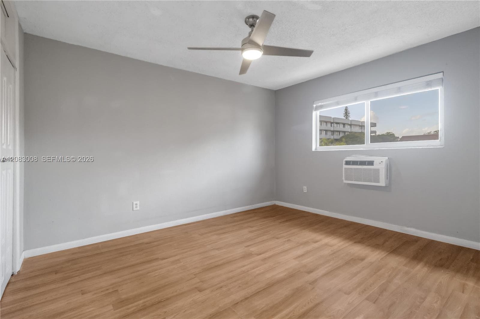 ORLEANS HOUSE CONDO · #10 in Miami Beach - Photo 9