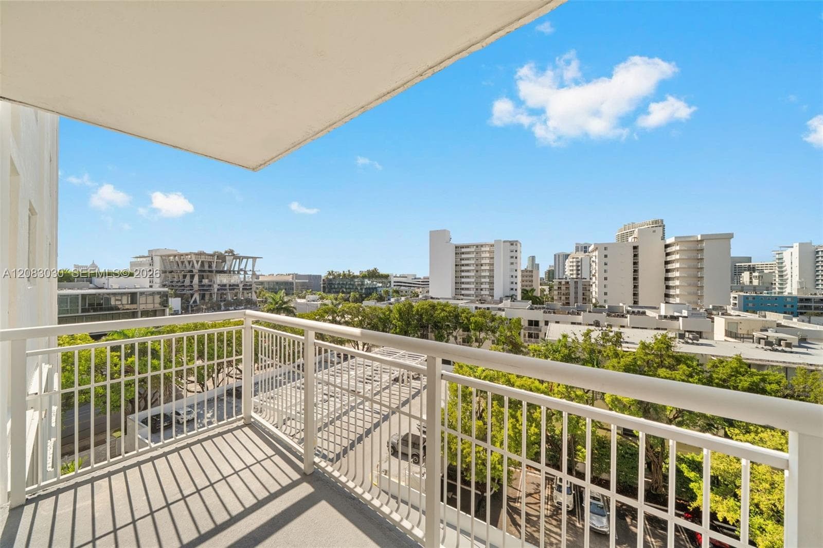 WEST BAY PLAZA · #806 in Miami Beach - Photo 13