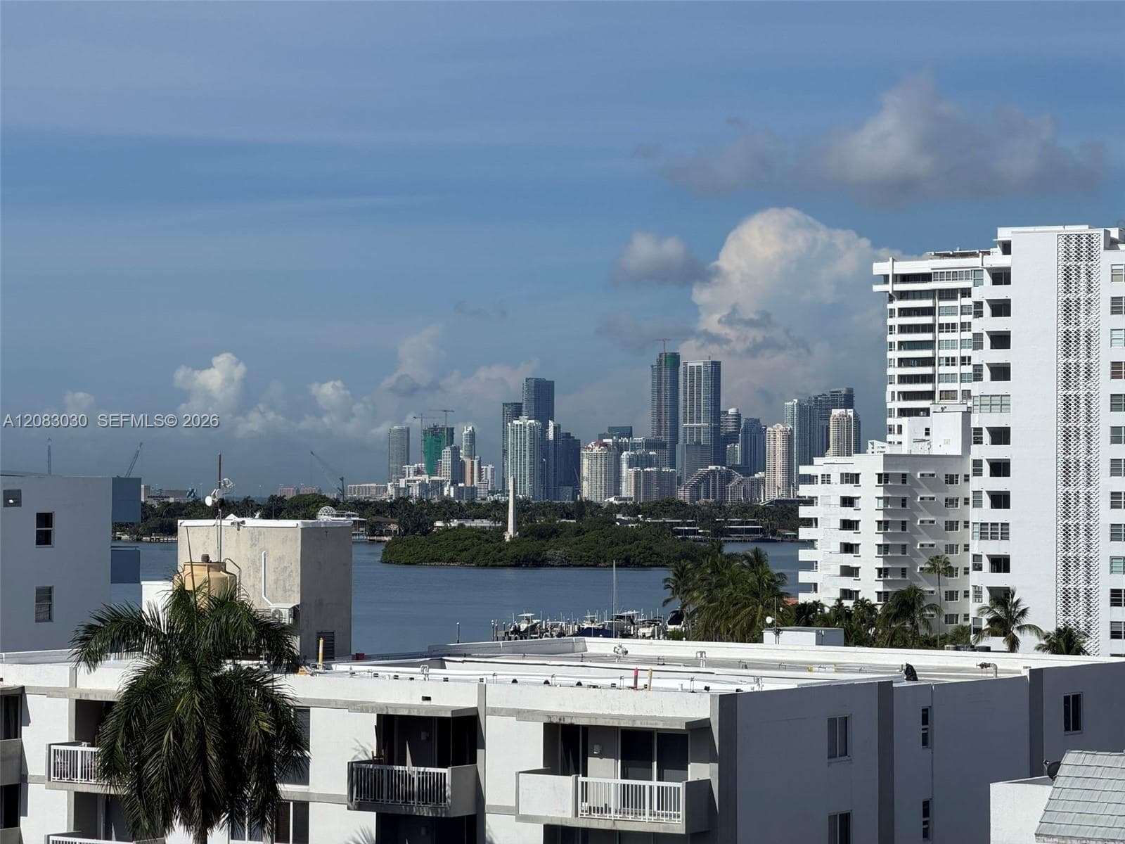 WEST BAY PLAZA · #806 in Miami Beach - Photo 14