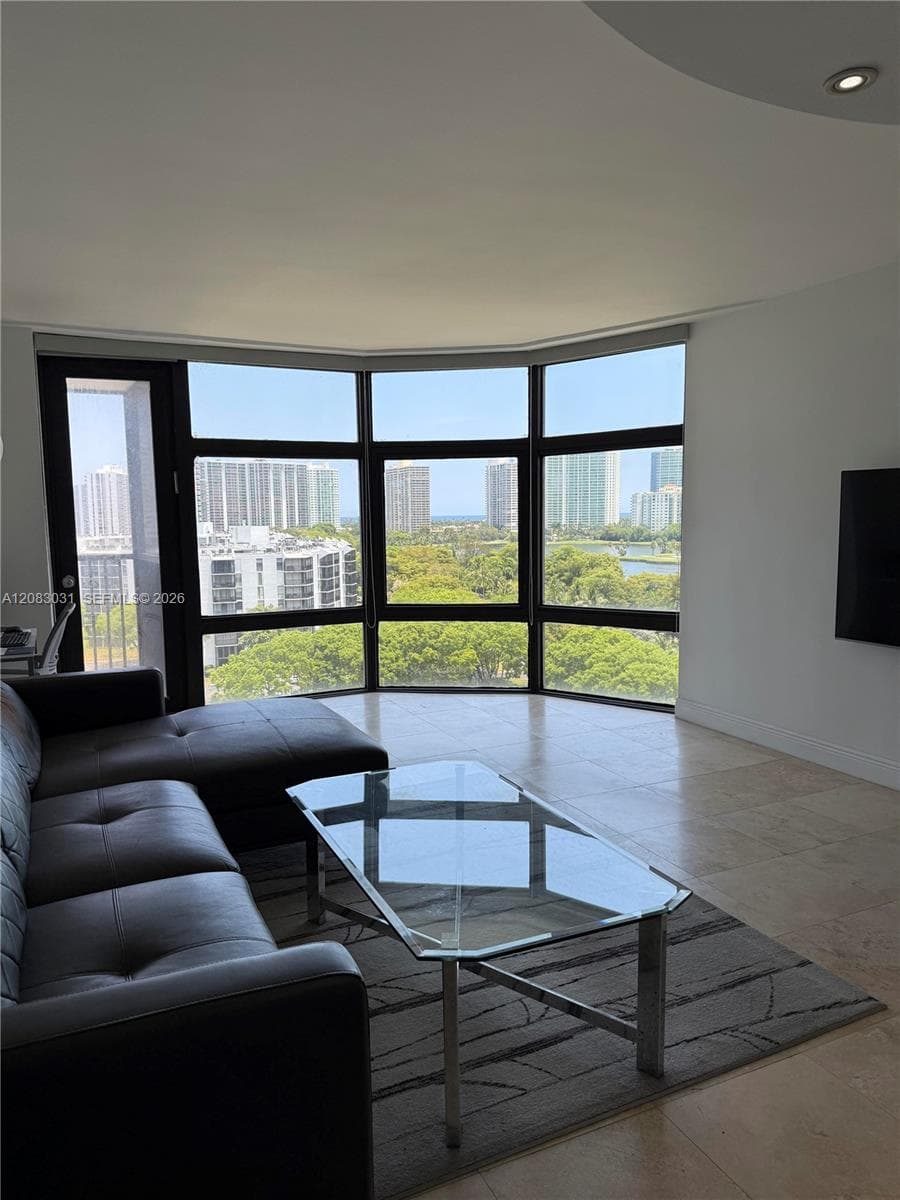 BONAVISTA CONDO · #1004 in Aventura - Photo 1