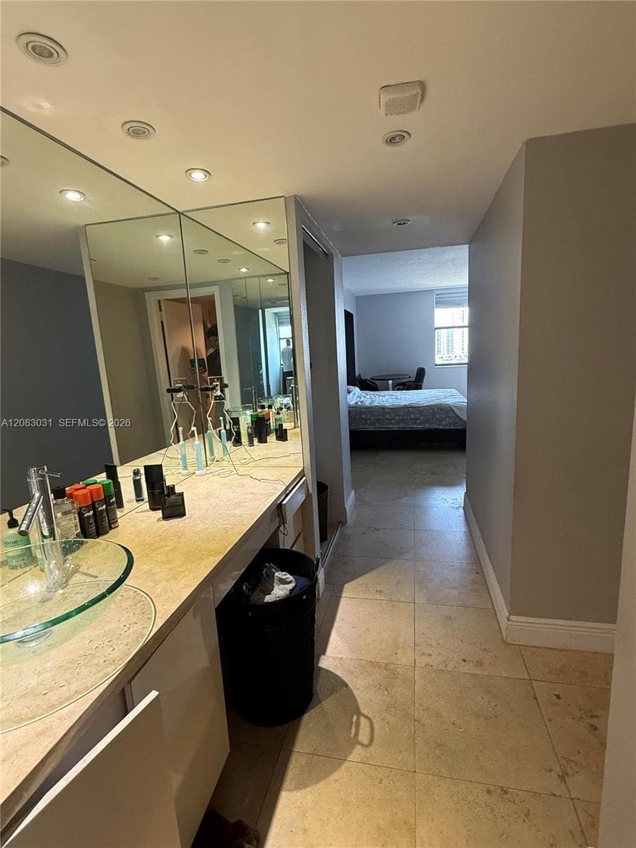 BONAVISTA CONDO · #1004 in Aventura - Photo 11