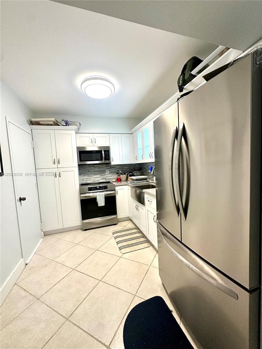 Hemispheres Condo · #2C in Hallandale Beach - Photo 12