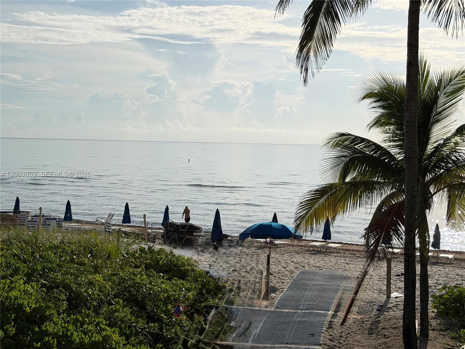 Hemispheres Condo · #2C in Hallandale Beach - Photo 48