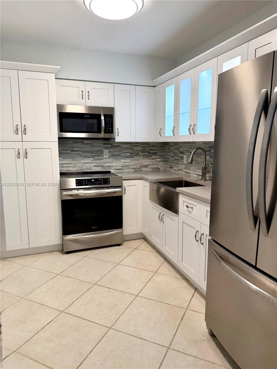 Hemispheres Condo · #2C in Hallandale Beach - Photo 11