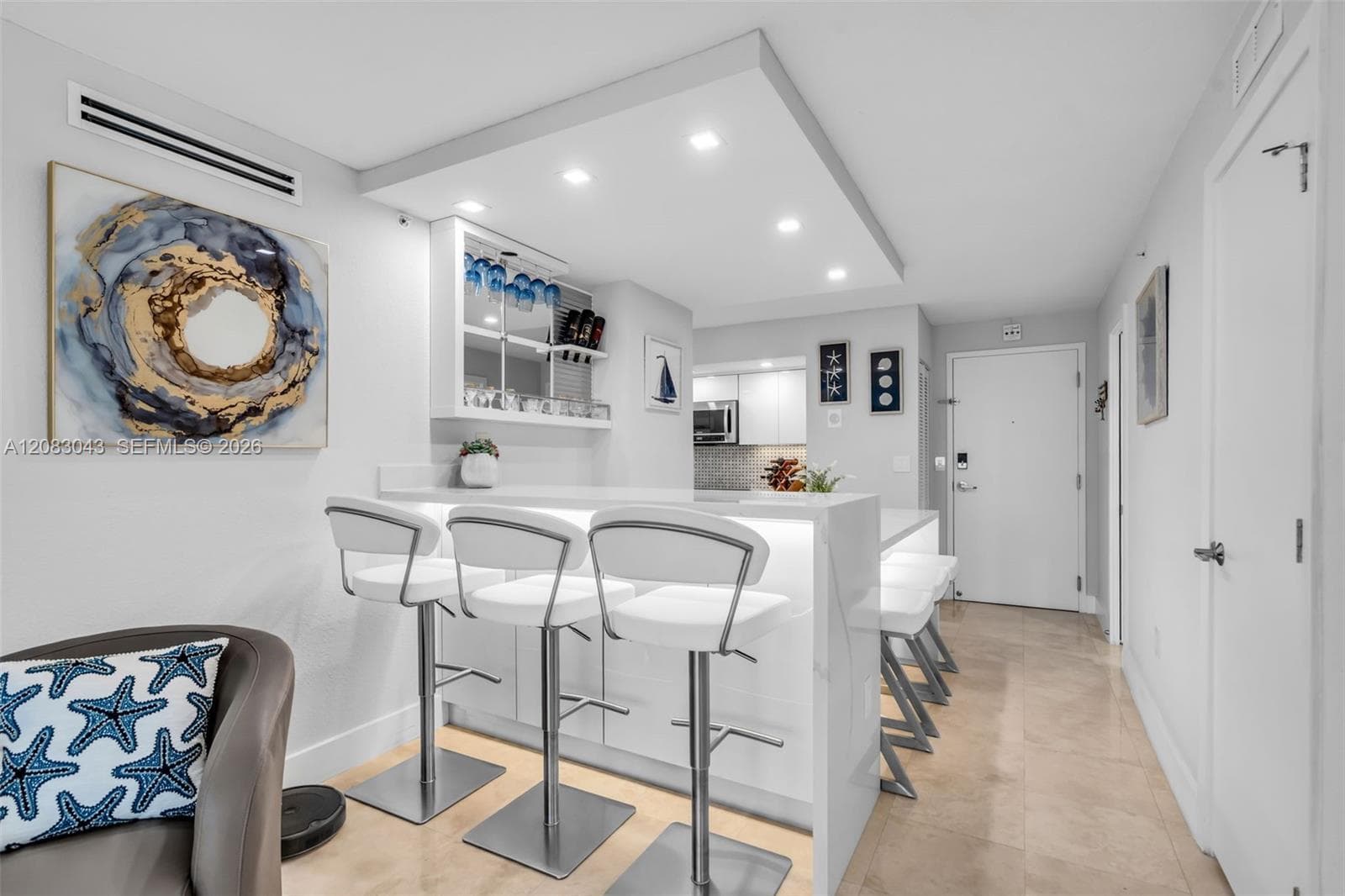 THE COLLINS CONDO · #706 in Miami Beach - Photo 6