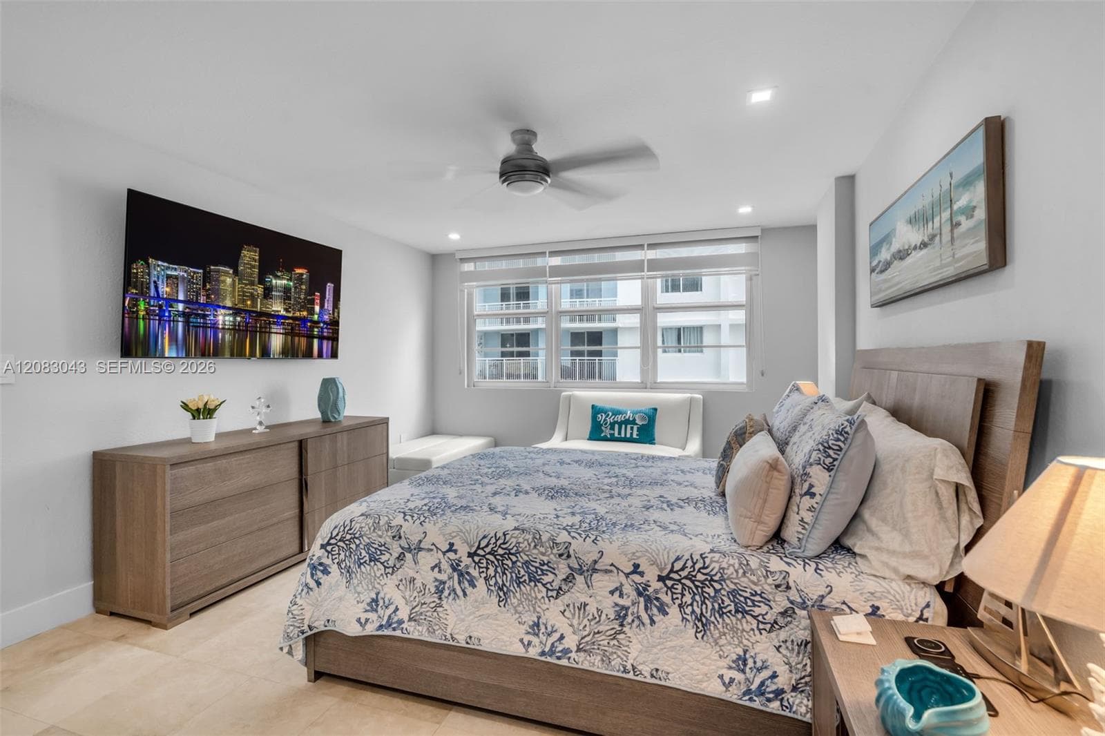 THE COLLINS CONDO · #706 in Miami Beach - Photo 12