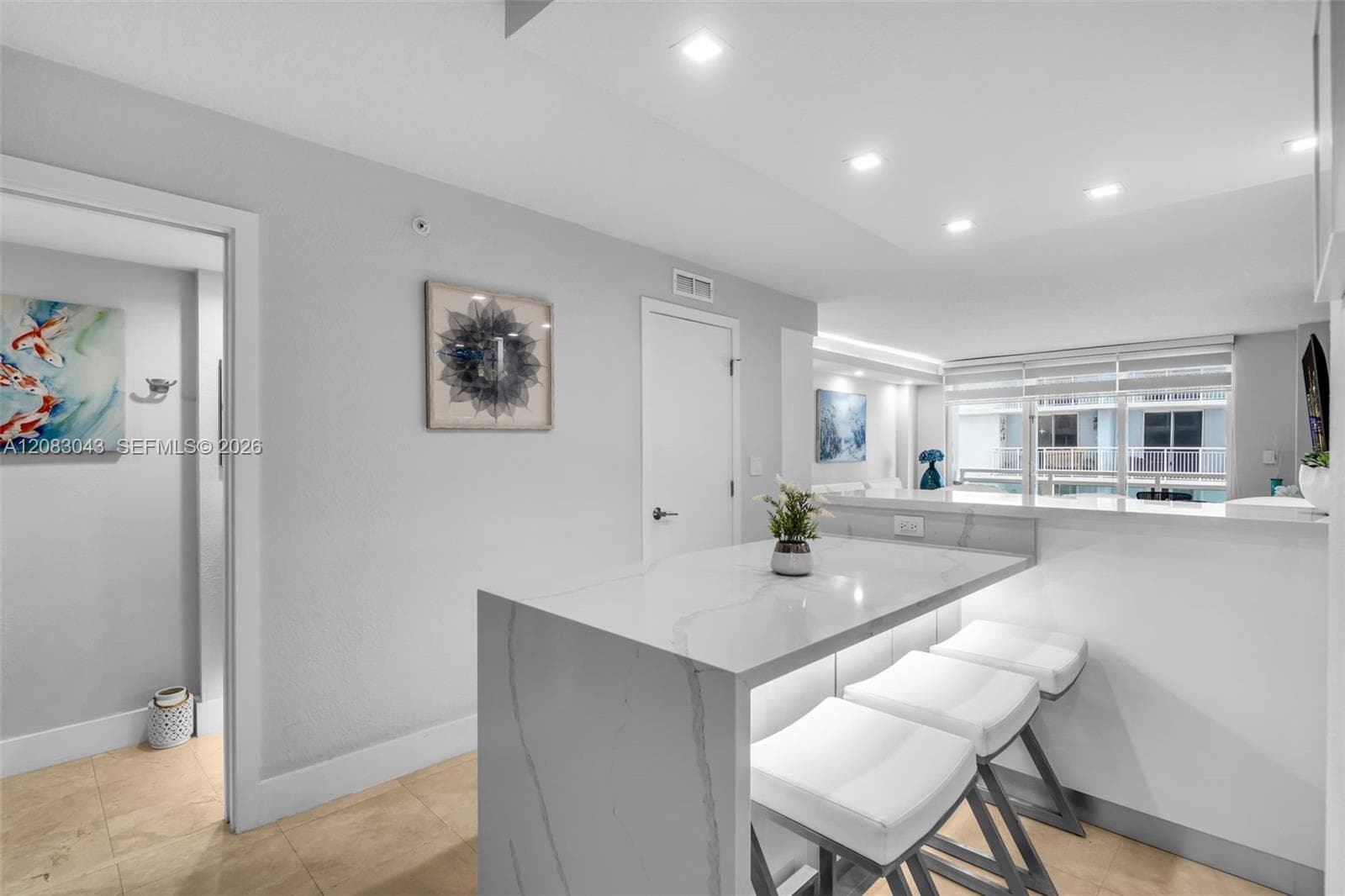 THE COLLINS CONDO · #706 in Miami Beach - Photo 9