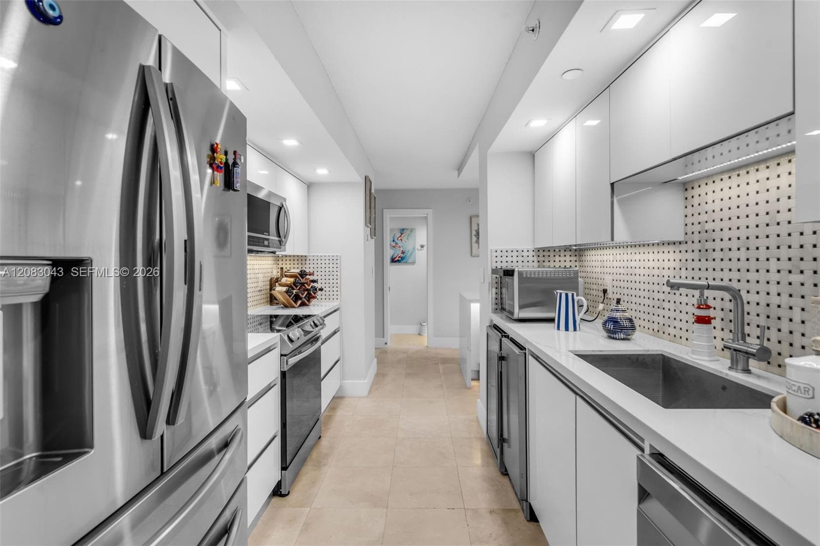 THE COLLINS CONDO · #706 in Miami Beach - Photo 8
