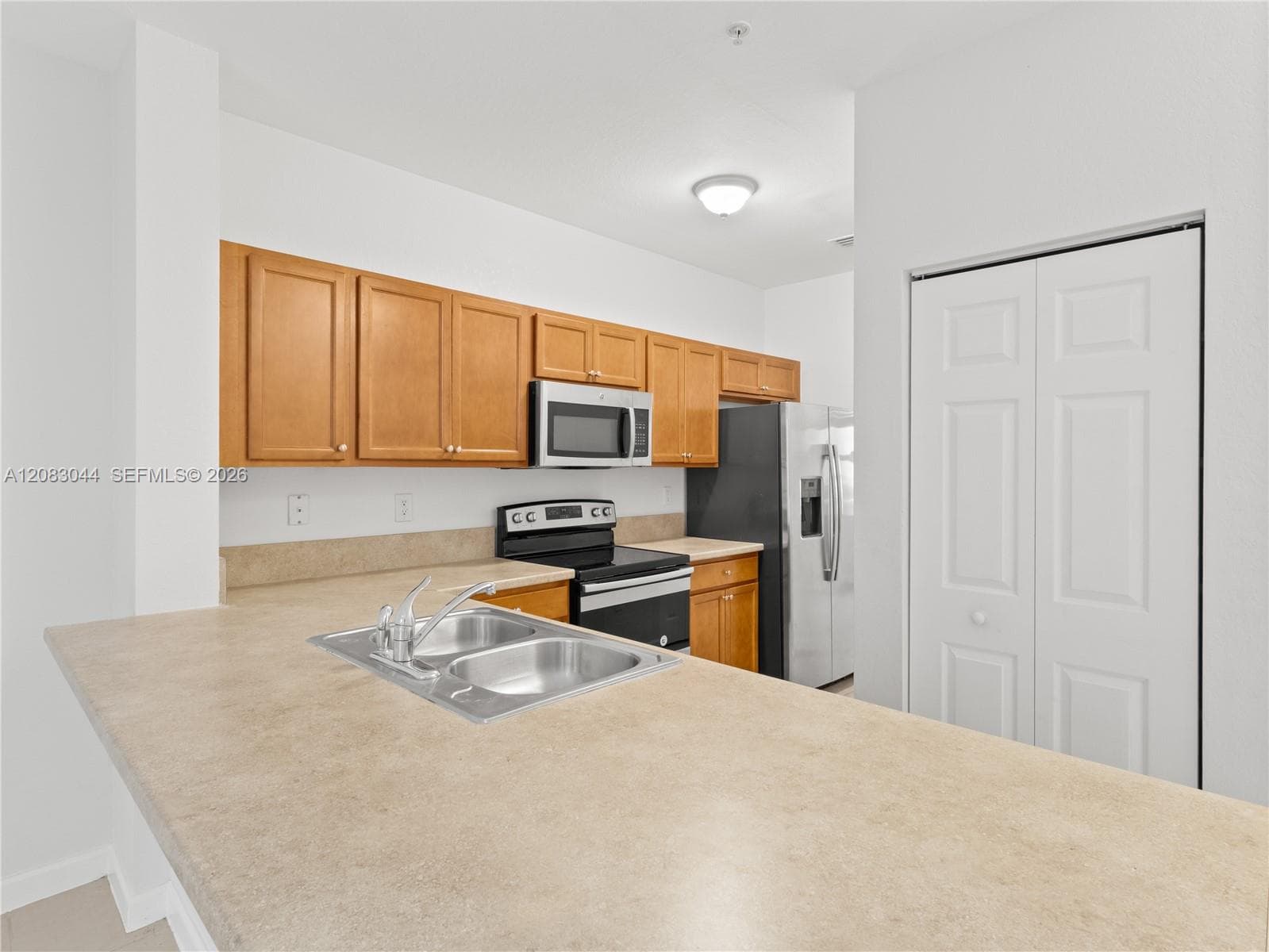 132 SE 28th Pl #7 photo 16