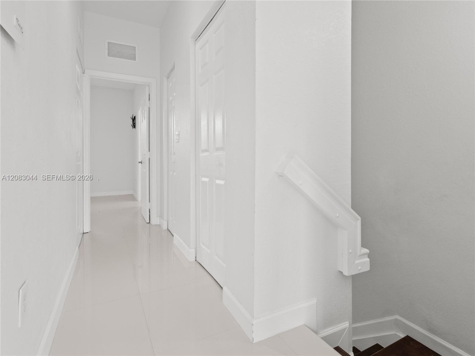 132 SE 28th Pl #7 photo 25