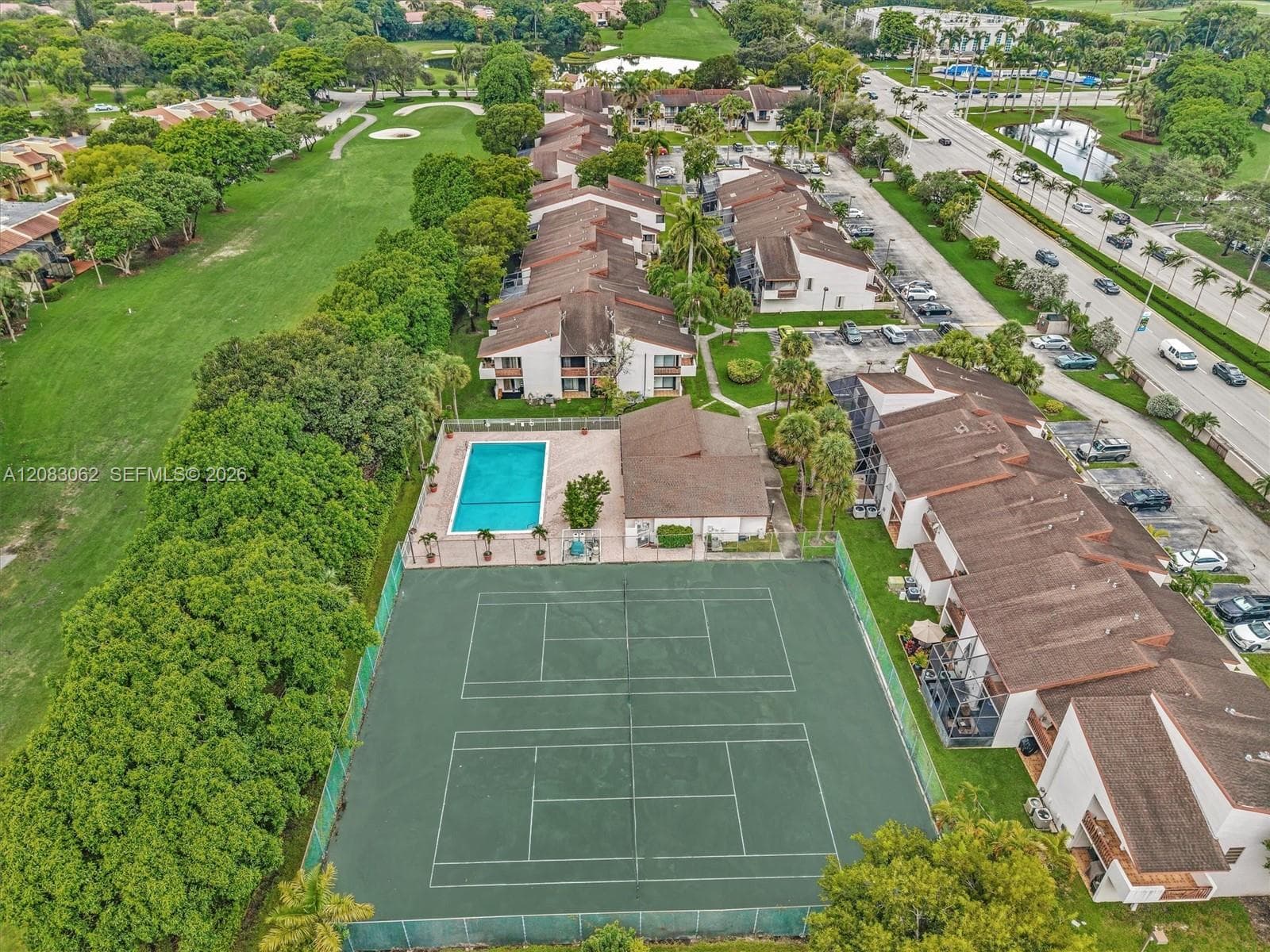 Community Tennis and Pool