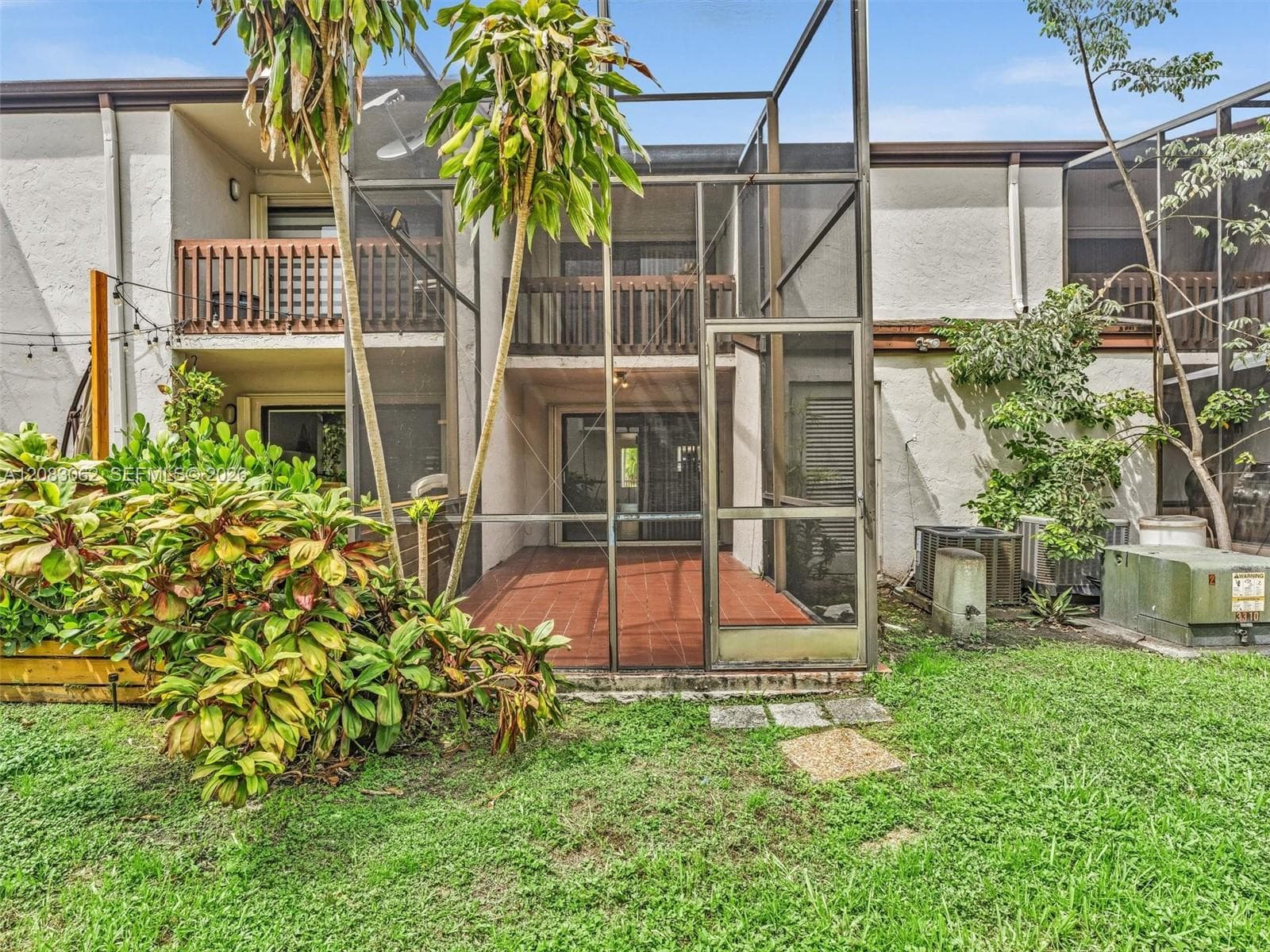 Expansive Screened in back patio