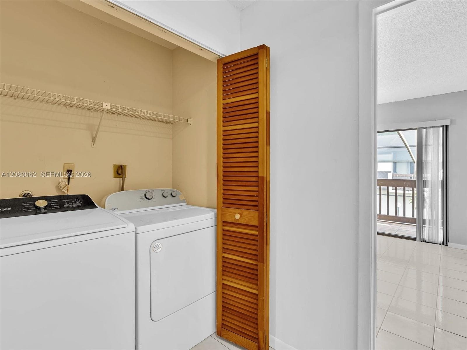 Convenient laundry upstairs