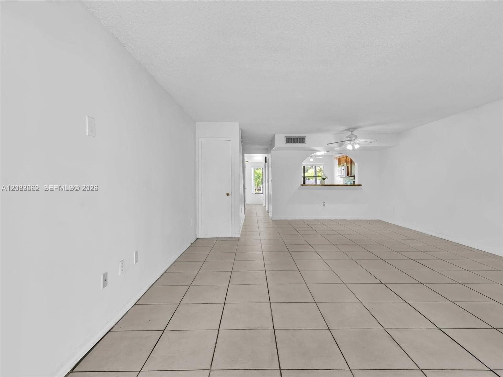 Big living and dining room