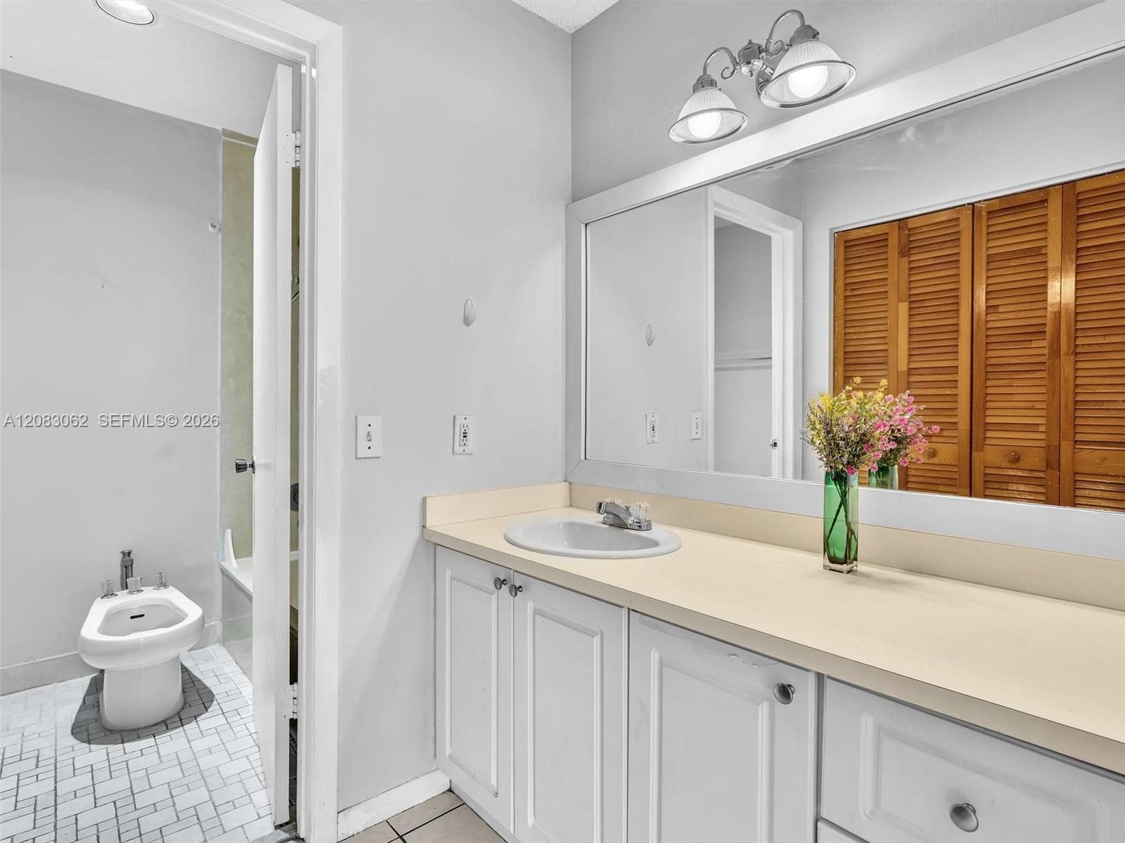 Primary Full Bathroom