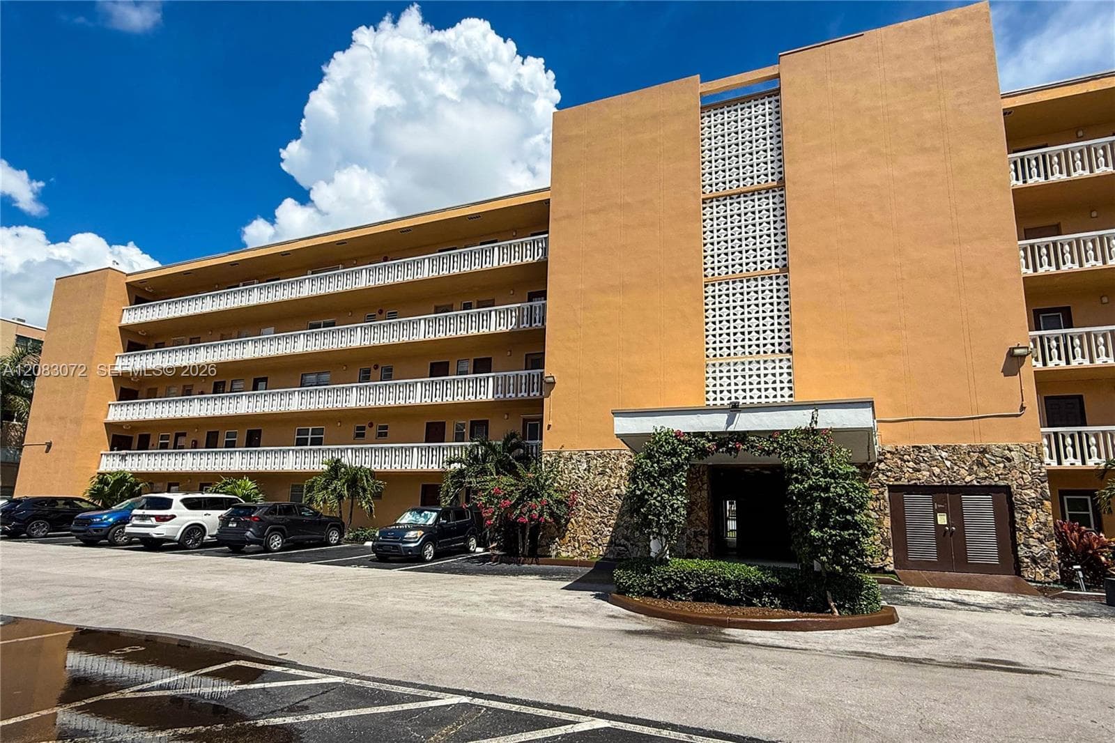 MEADOWBROOK · #504 in Hallandale Beach - Photo 3