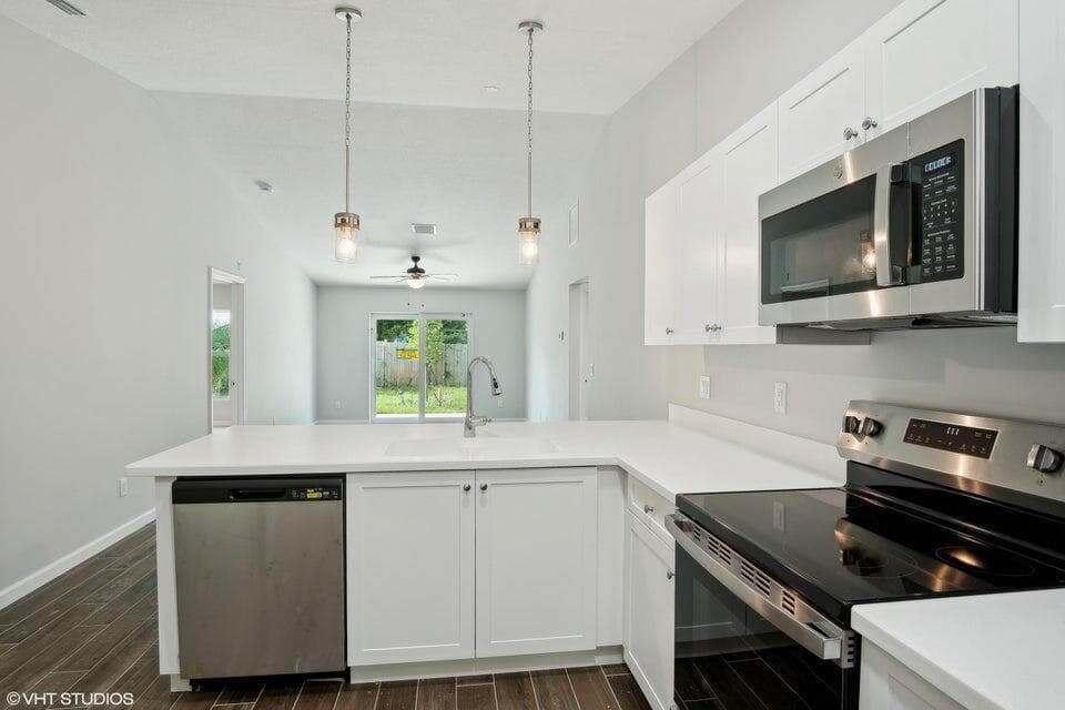 636 kitchen 3