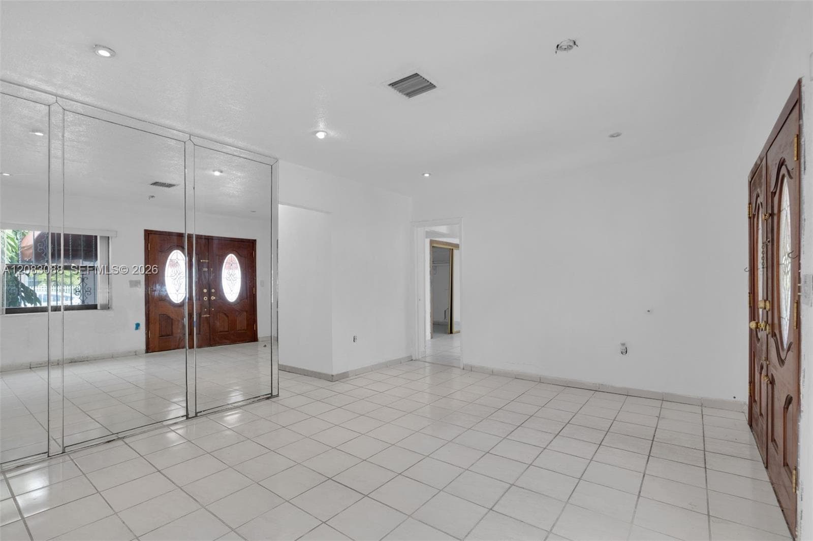 615 SW 62nd Ct photo 5