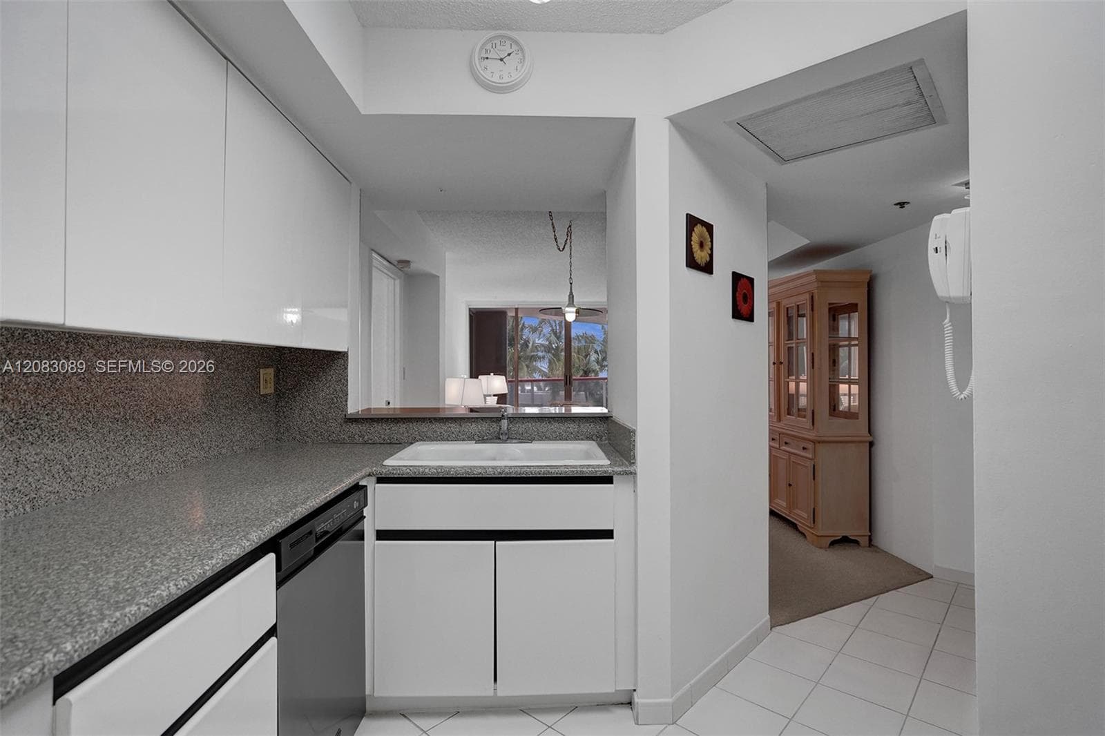 THE STERLING CONDO · #307 in Miami Beach - Photo 6