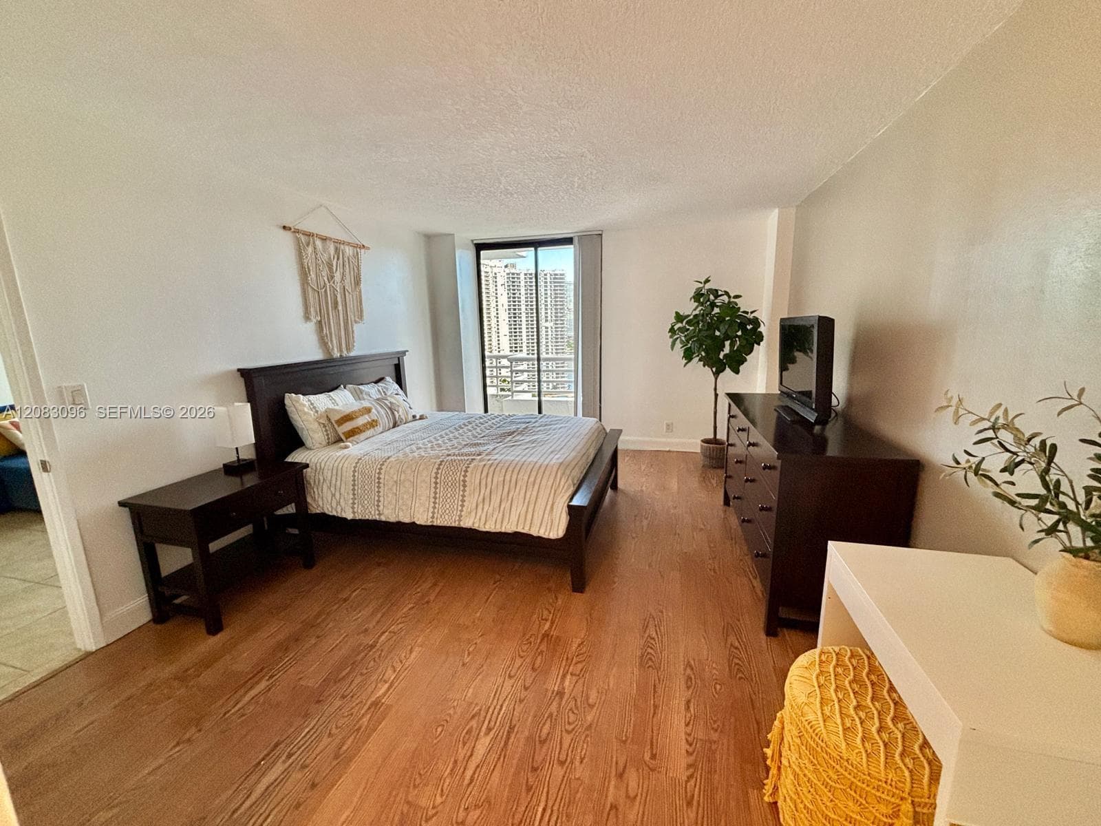 PARC CENTRAL · #PH16 in Aventura - Photo 12
