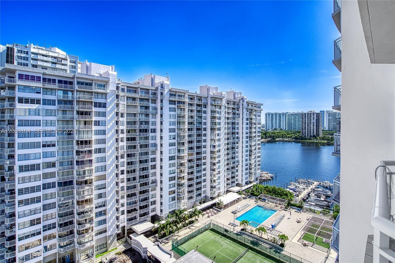 PLAZA DEL PRADO · #1604 in Aventura - Photo 37