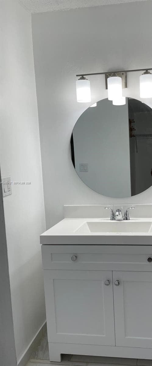 WILSHIRE CONDO · #803W in Miami - Photo 8