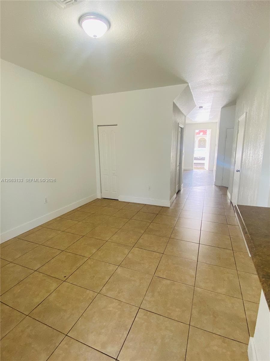 MAJORCA ISLES V CONDO · #701 in Miami Gardens - Photo 5