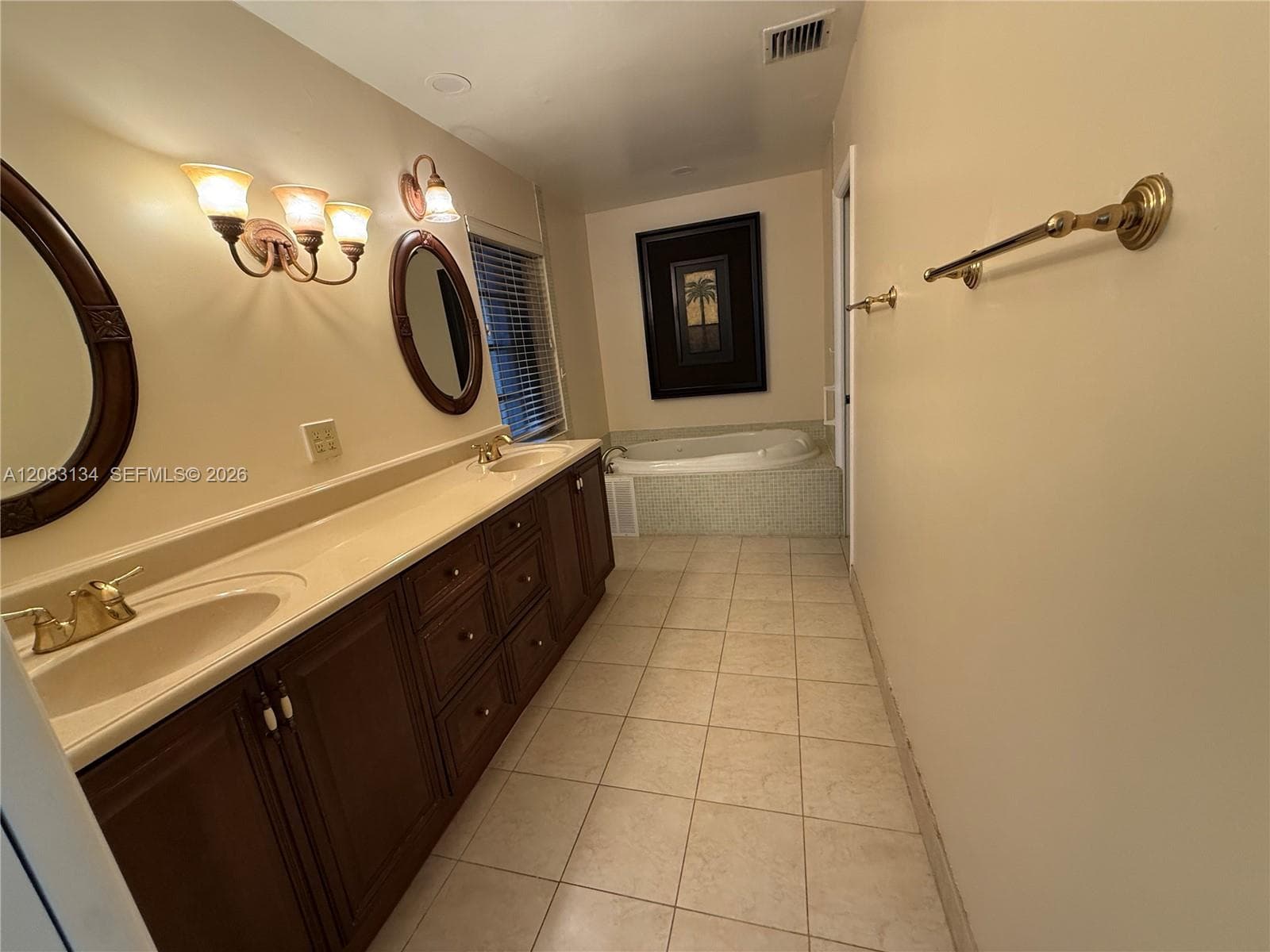 19233 E Lake Dr #19233 photo 15