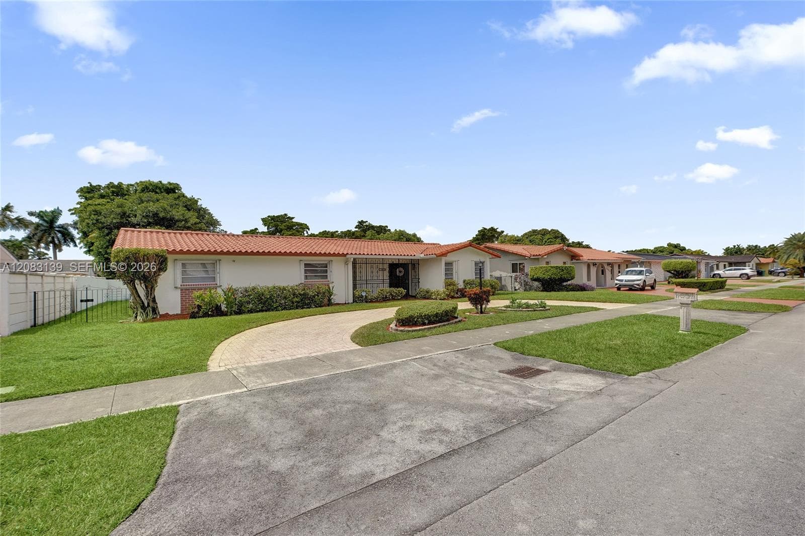 10214 SW 26th Ter photo 30