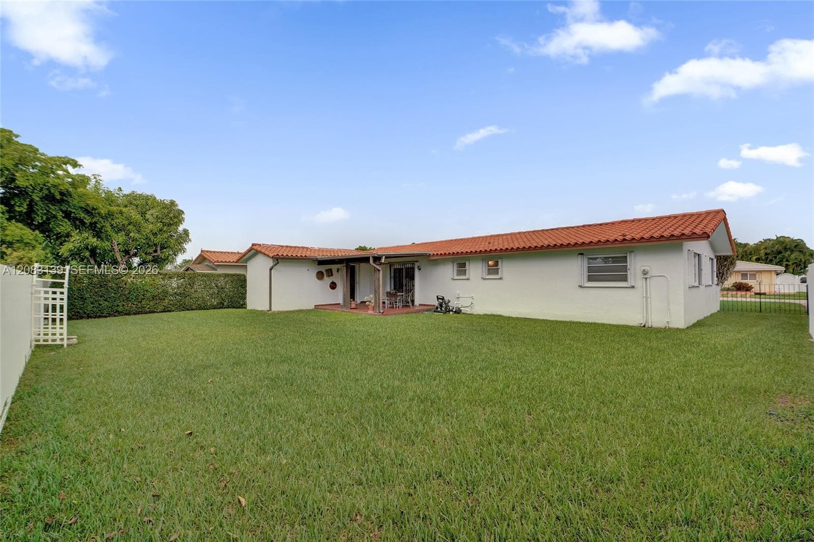 10214 SW 26th Ter photo 35