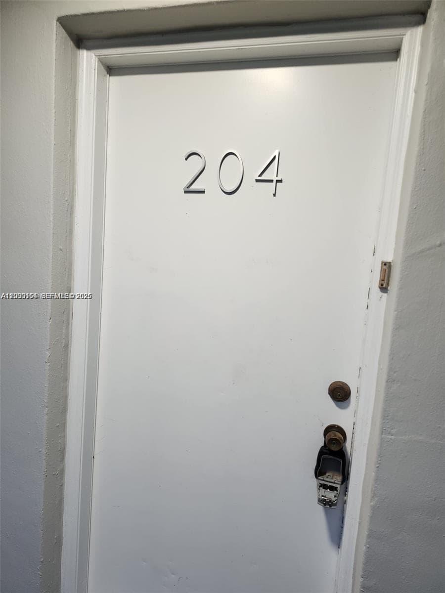 JADE WINDS GROUP - · #204-2 in North Miami Beach - Photo 8