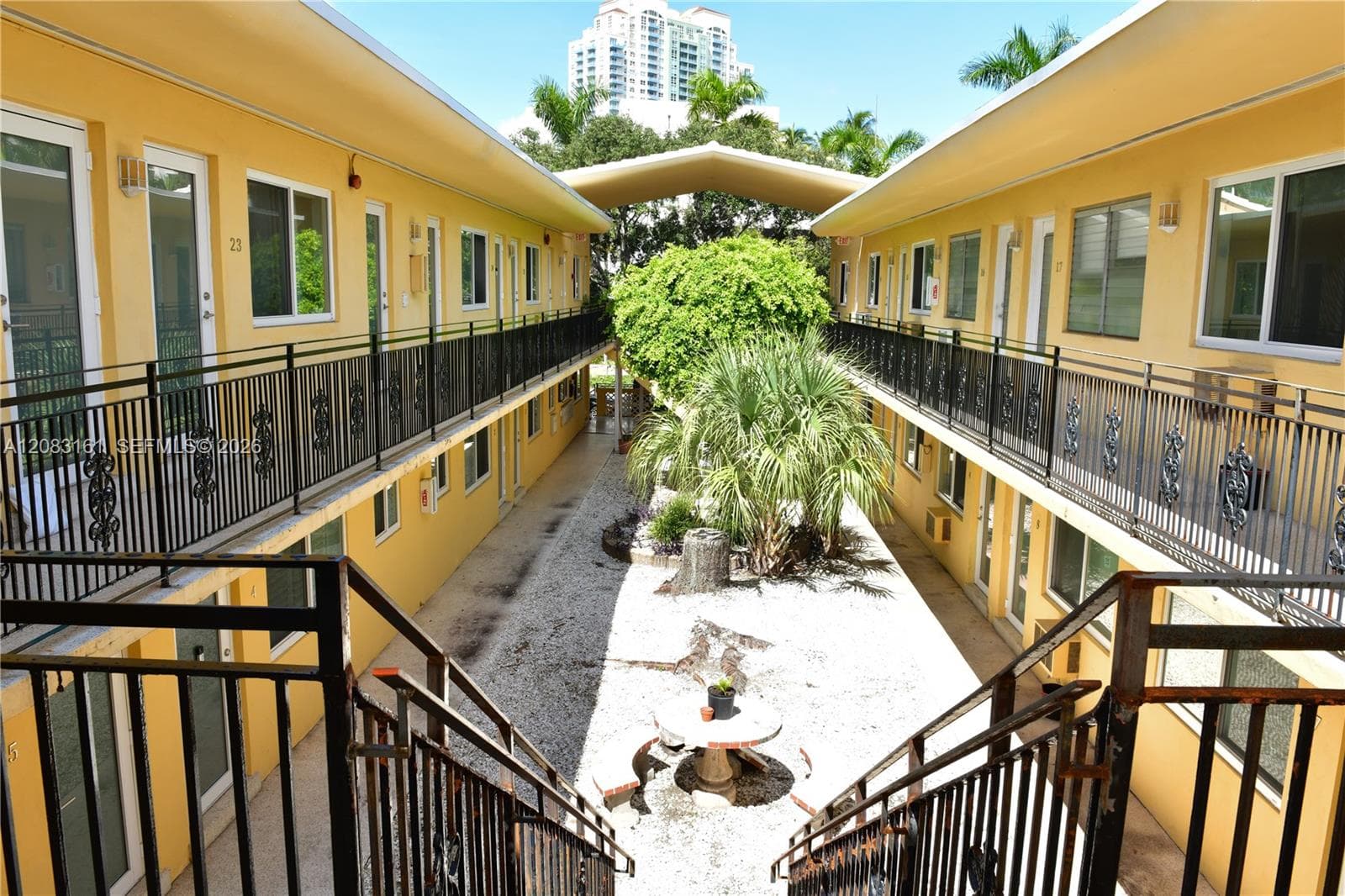 golden dreams condo · #25 in Miami Beach - Photo 11