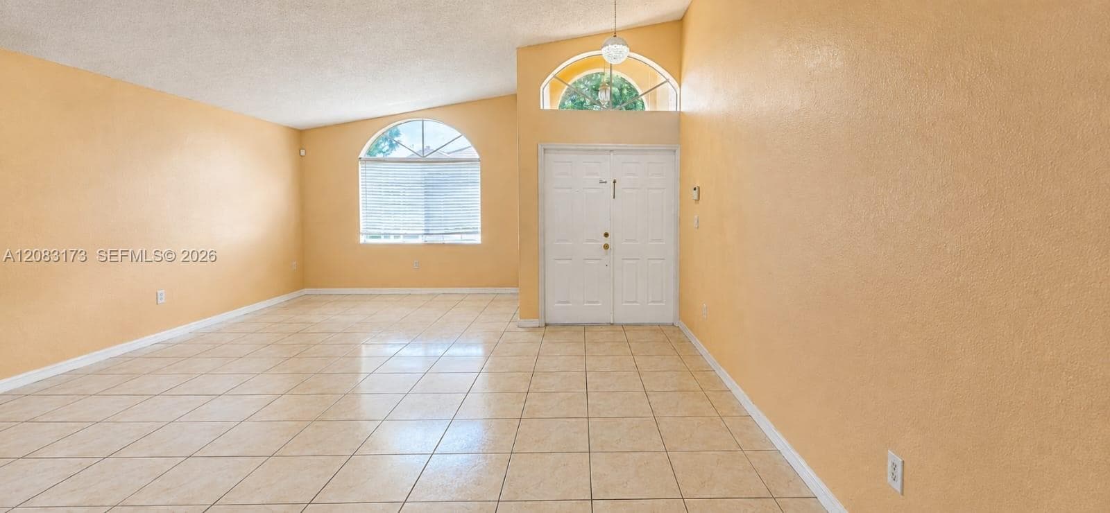 15339 SW 32nd Ter photo 3