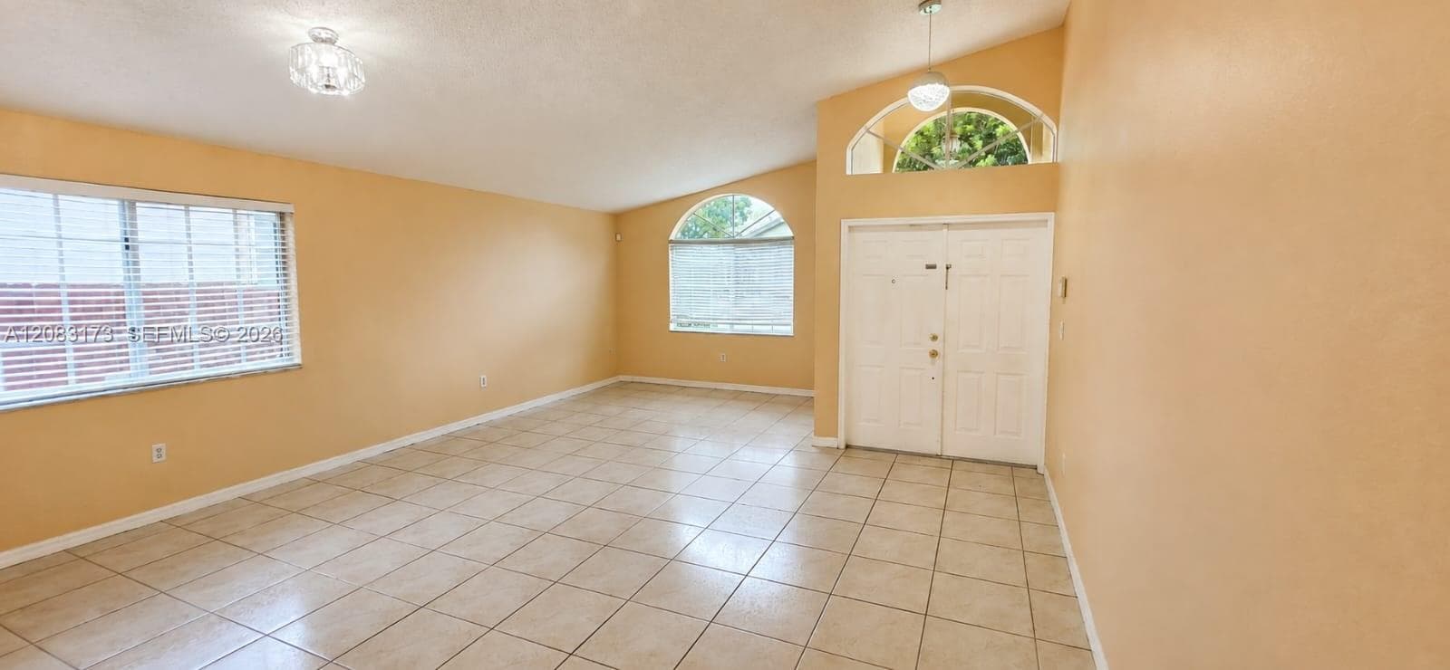 15339 SW 32nd Ter photo 5