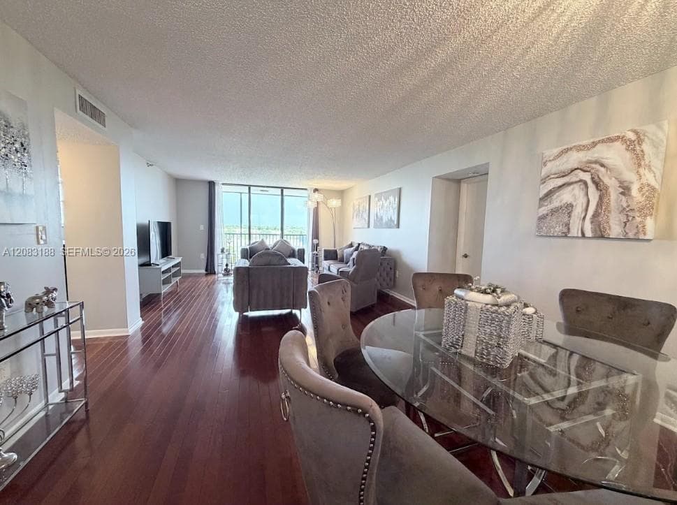 CHANTILLY CONDO · #703 in Miami - Photo 3