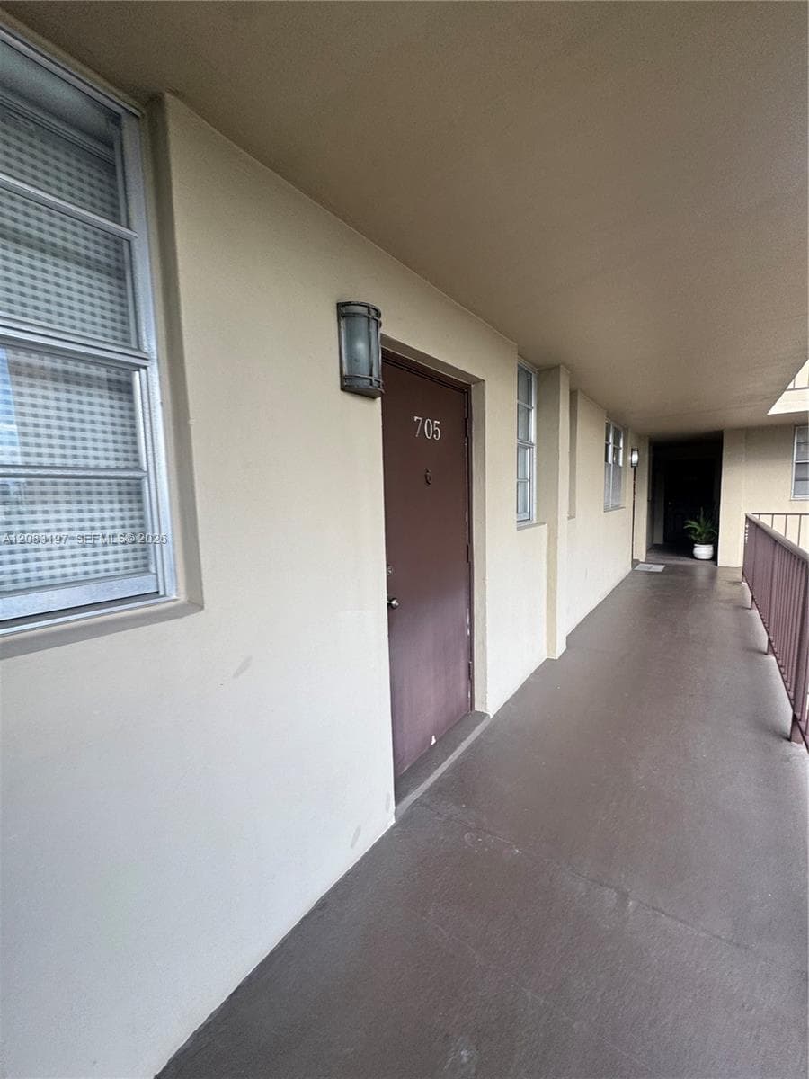 Telstar Condominium · #705 in Hollywood - Photo 2