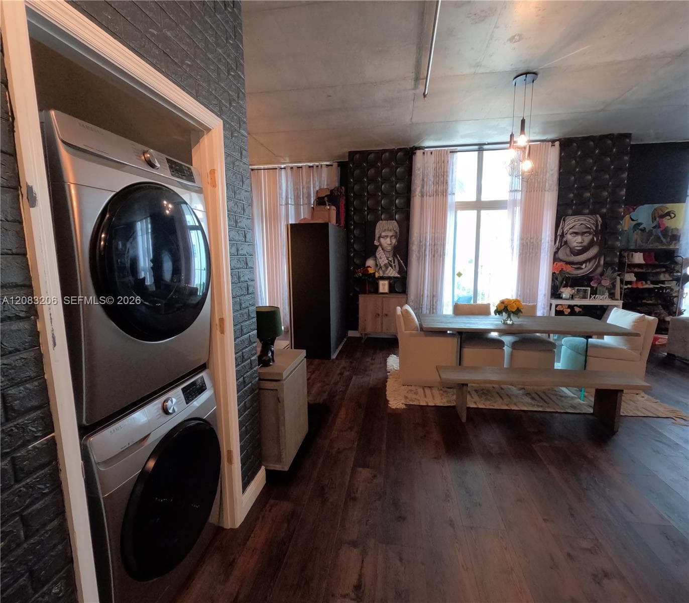 LOFTS AT HOLLYWOOD · #222 in Hollywood - Photo 3
