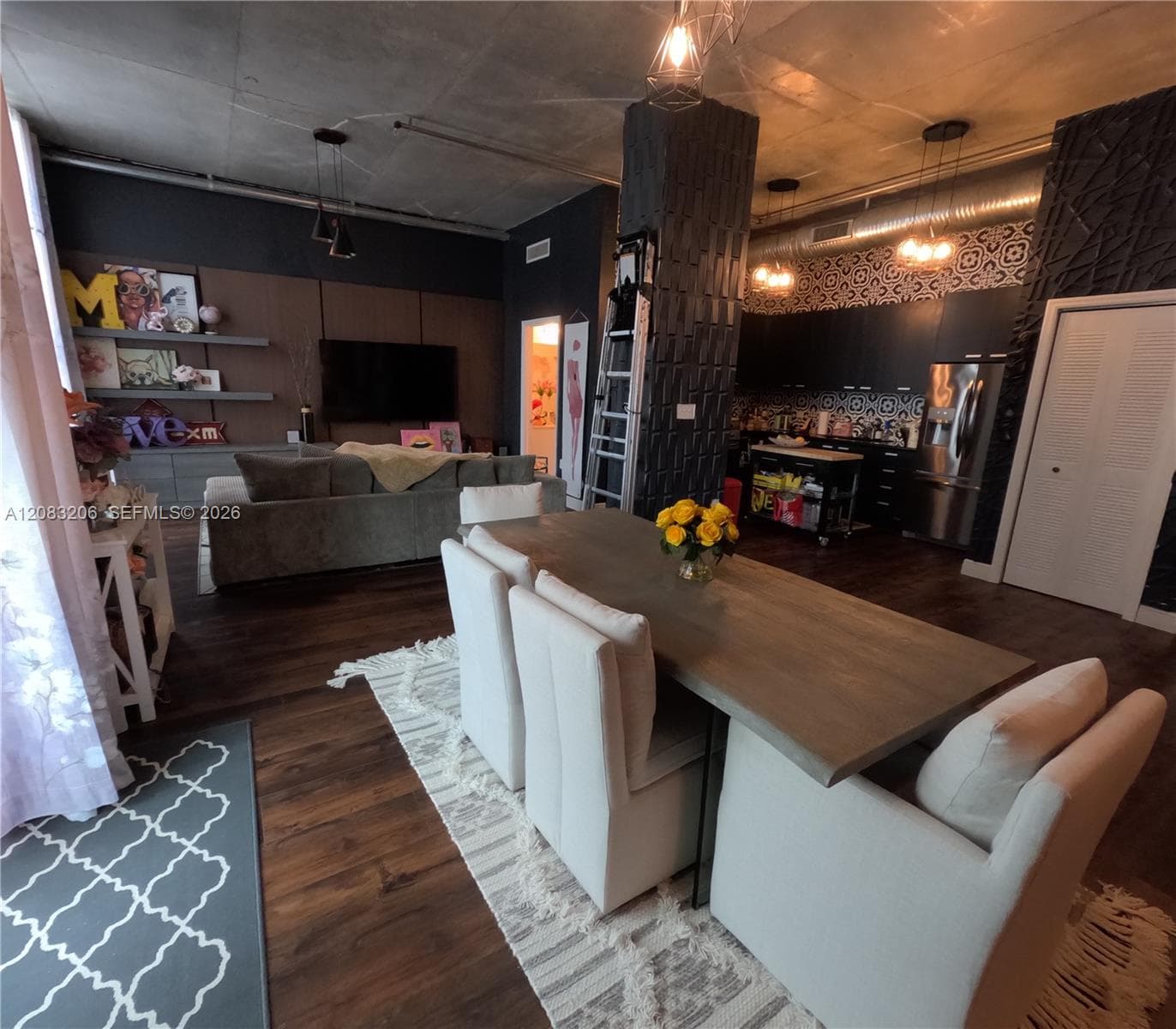 LOFTS AT HOLLYWOOD · #222 in Hollywood - Photo 10