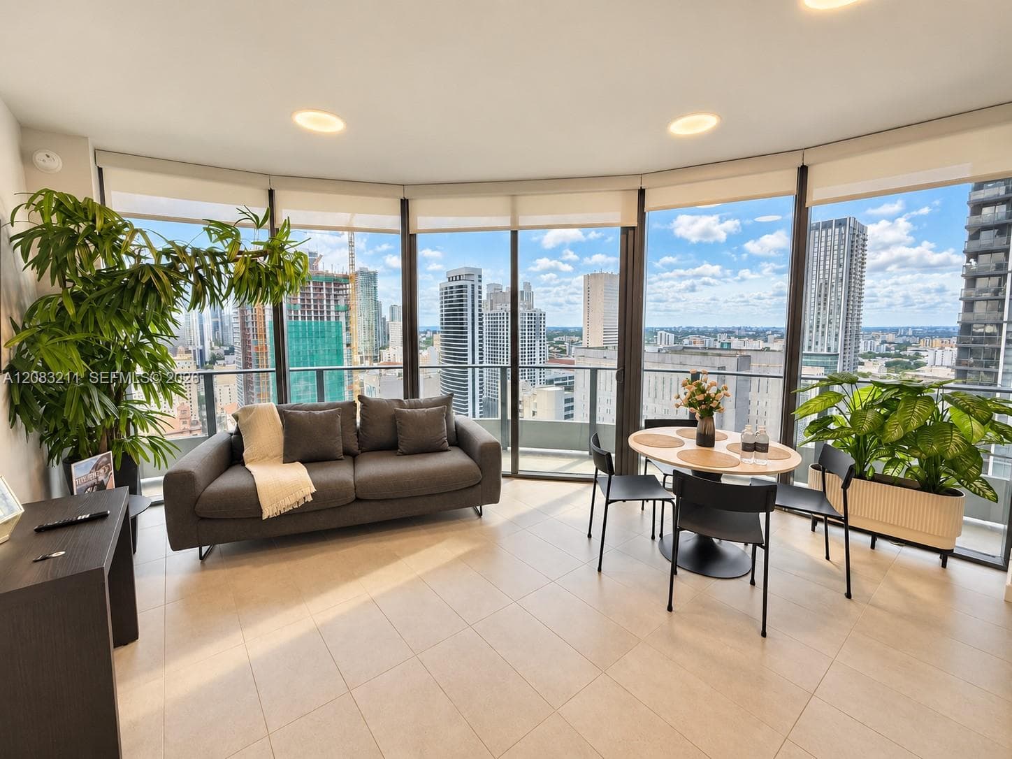 501 FIRST Residences · #2905 in Miami - Photo 2