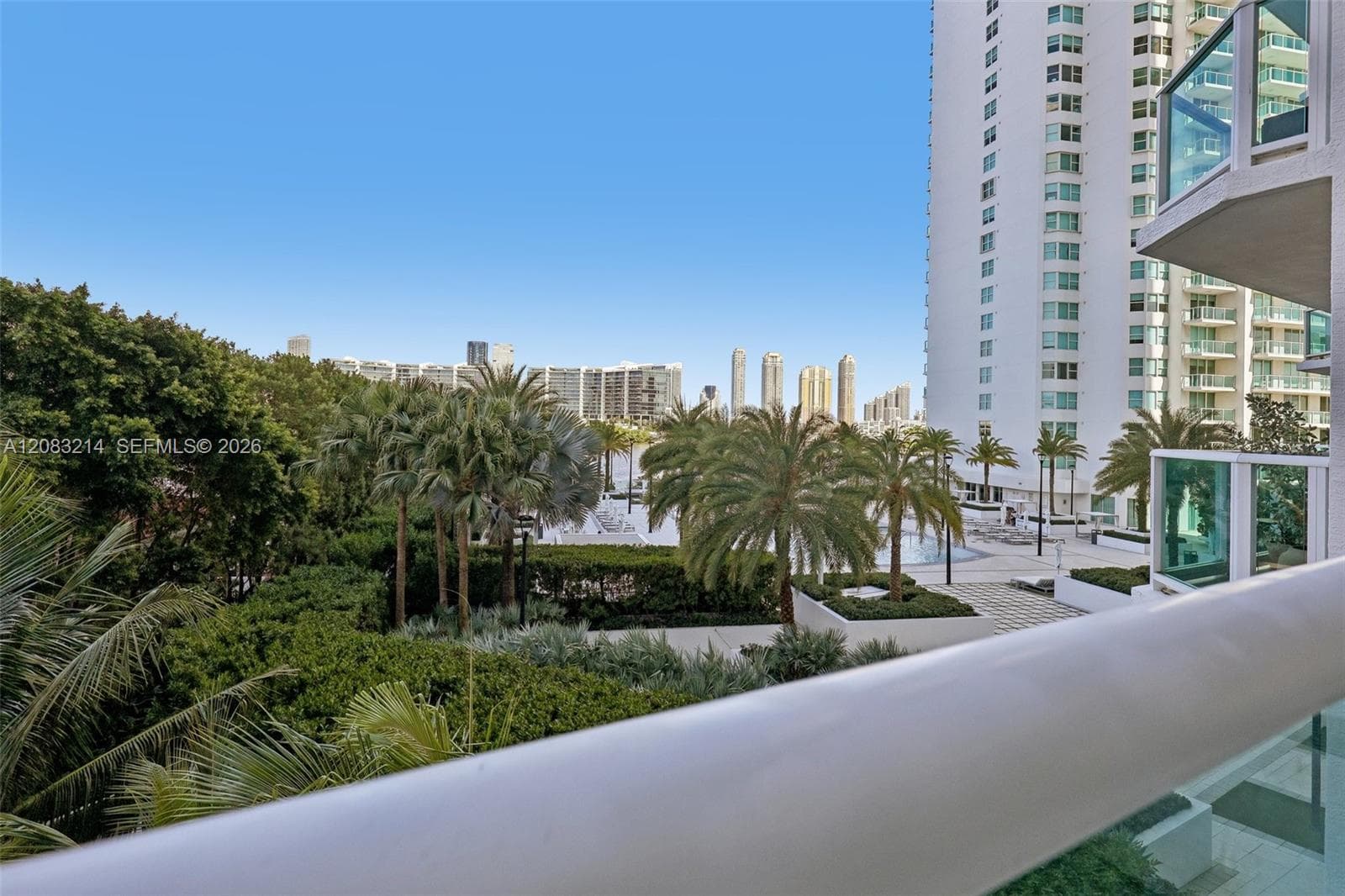 Peninsula II · #403 in Aventura - Photo 33