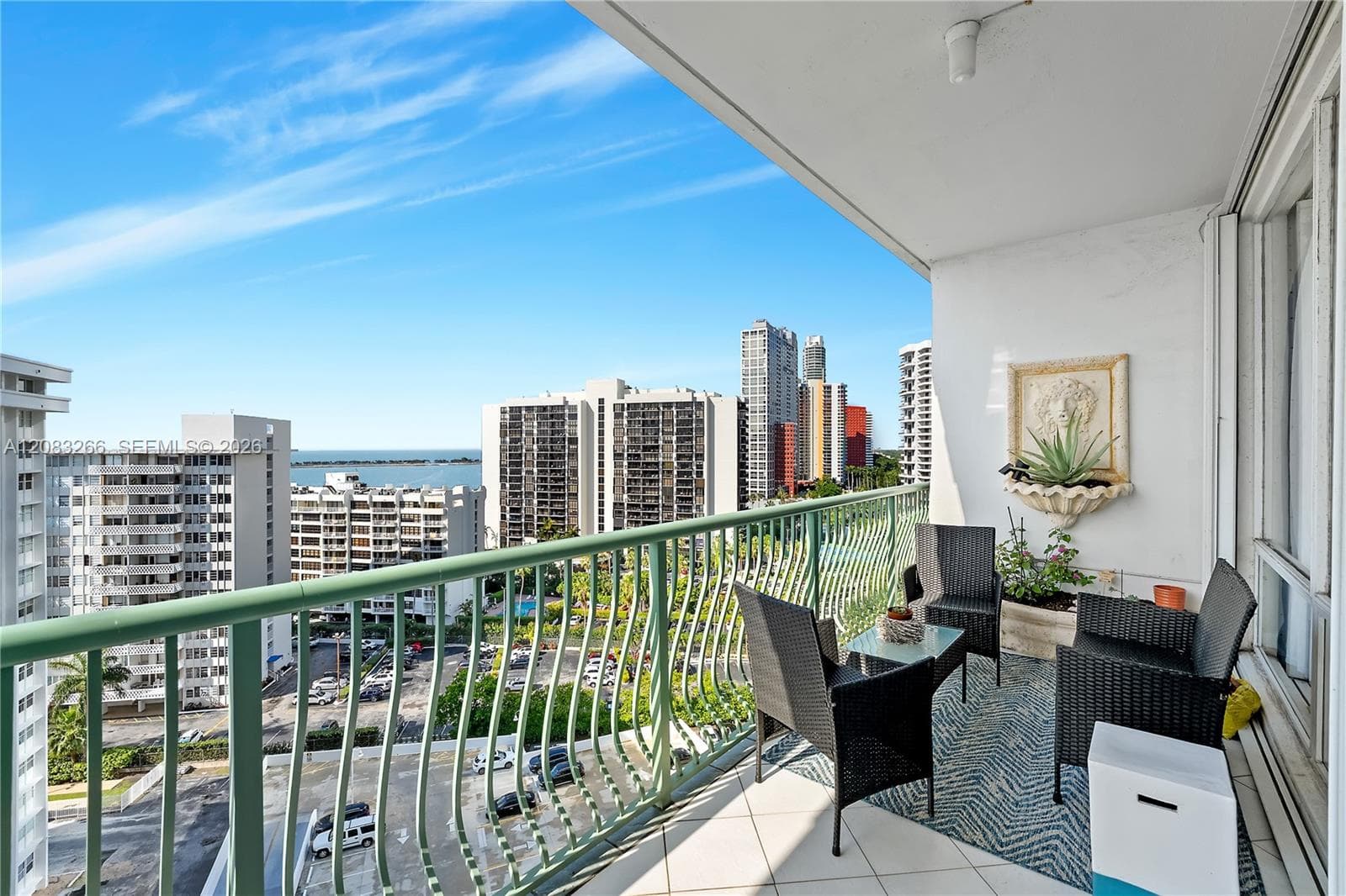 BRICKELL BAY TOWER CONDO · #1403 in Miami - Photo 5