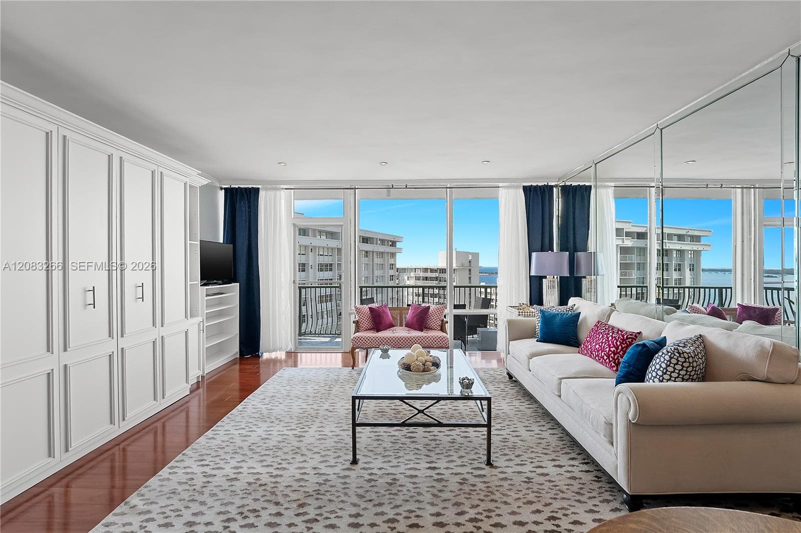 BRICKELL BAY TOWER CONDO · #1403 in Miami - Photo 24