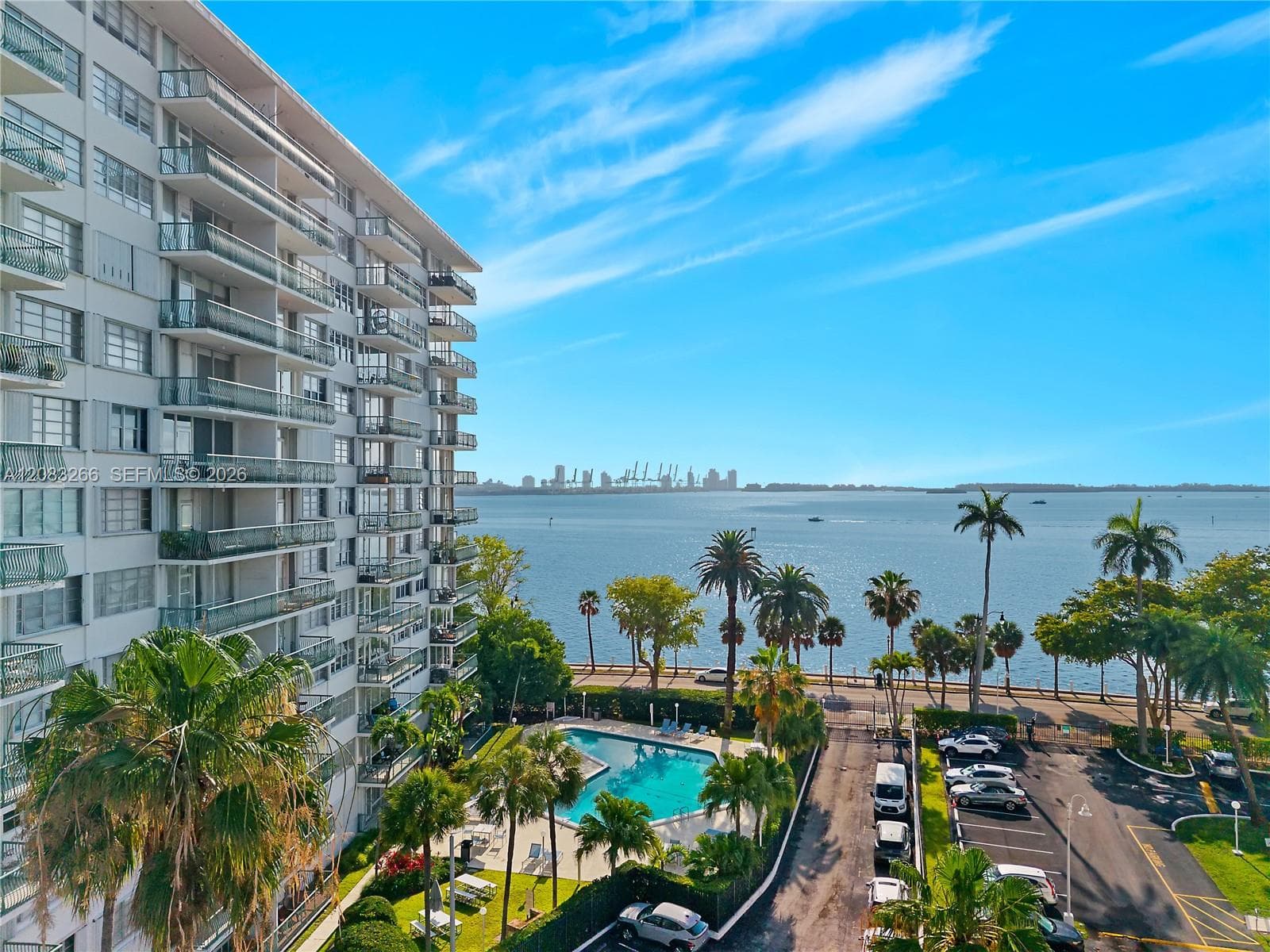 BRICKELL BAY TOWER CONDO · #1403 in Miami - Photo 35