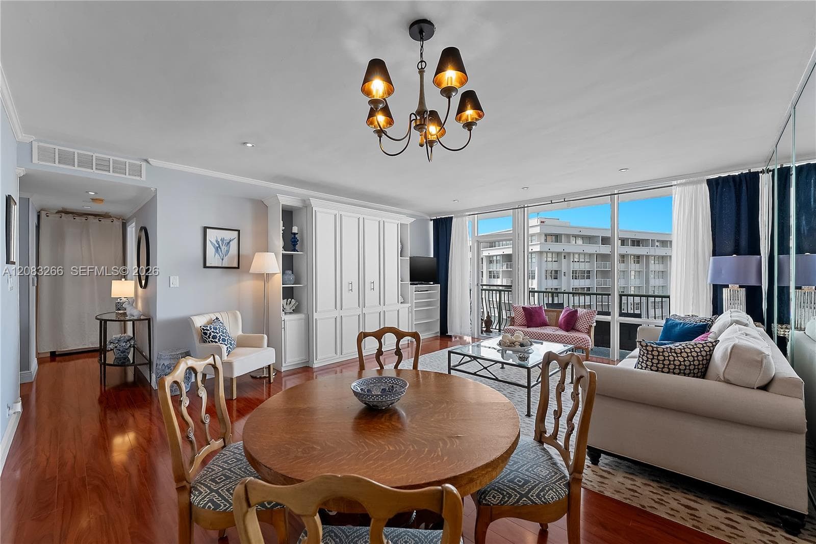 BRICKELL BAY TOWER CONDO · #1403 in Miami - Photo 4