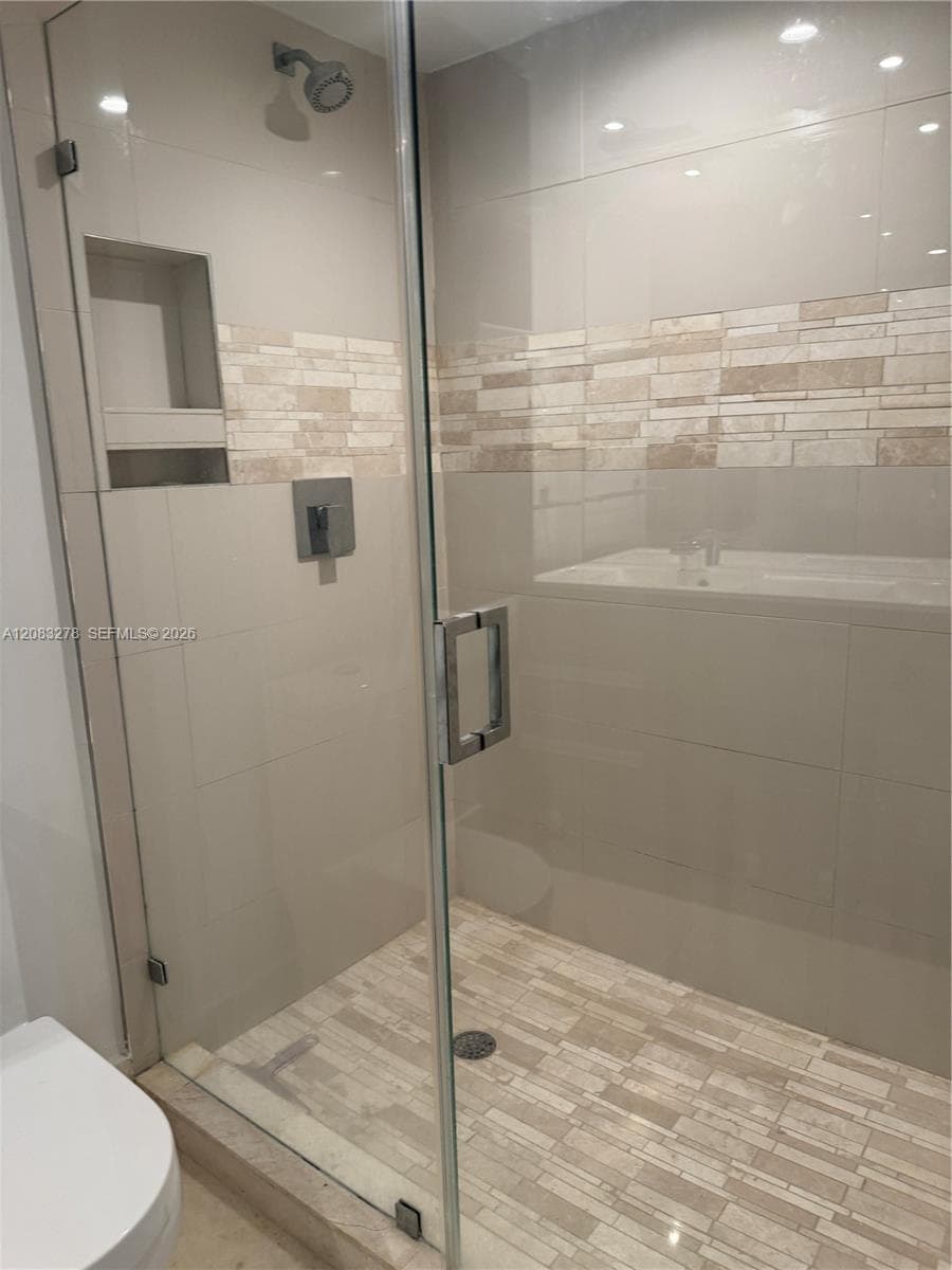 OLYMPUS CONDO PHASE · #1806 in Hallandale Beach - Photo 28