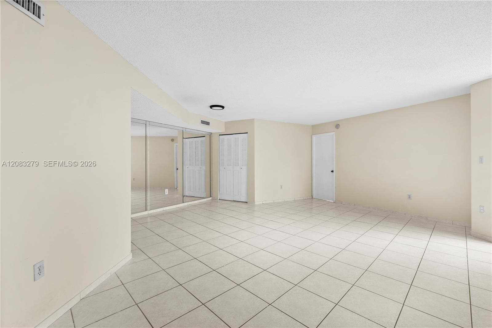 WILSHIRE CONDO · #315W in Miami - Photo 26