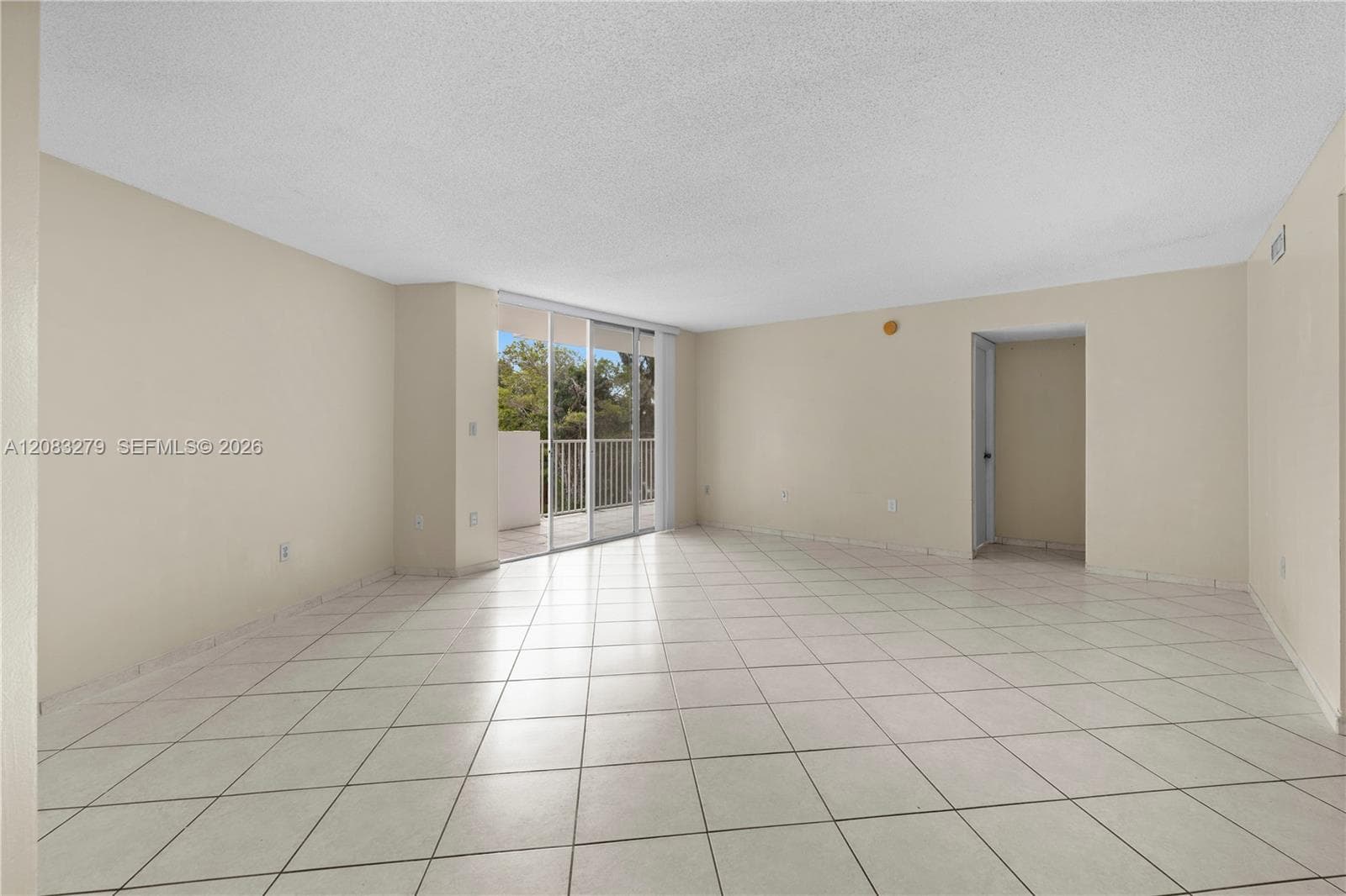 WILSHIRE CONDO · #315W in Miami - Photo 15