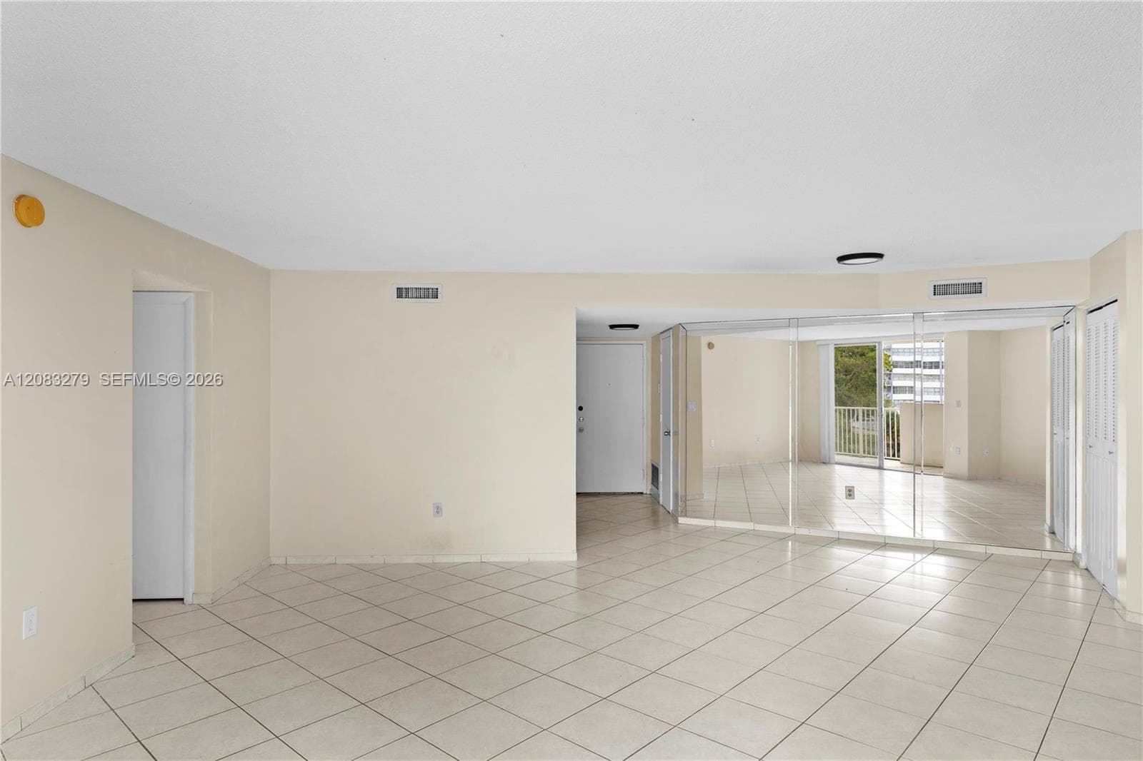 WILSHIRE CONDO · #315W in Miami - Photo 25